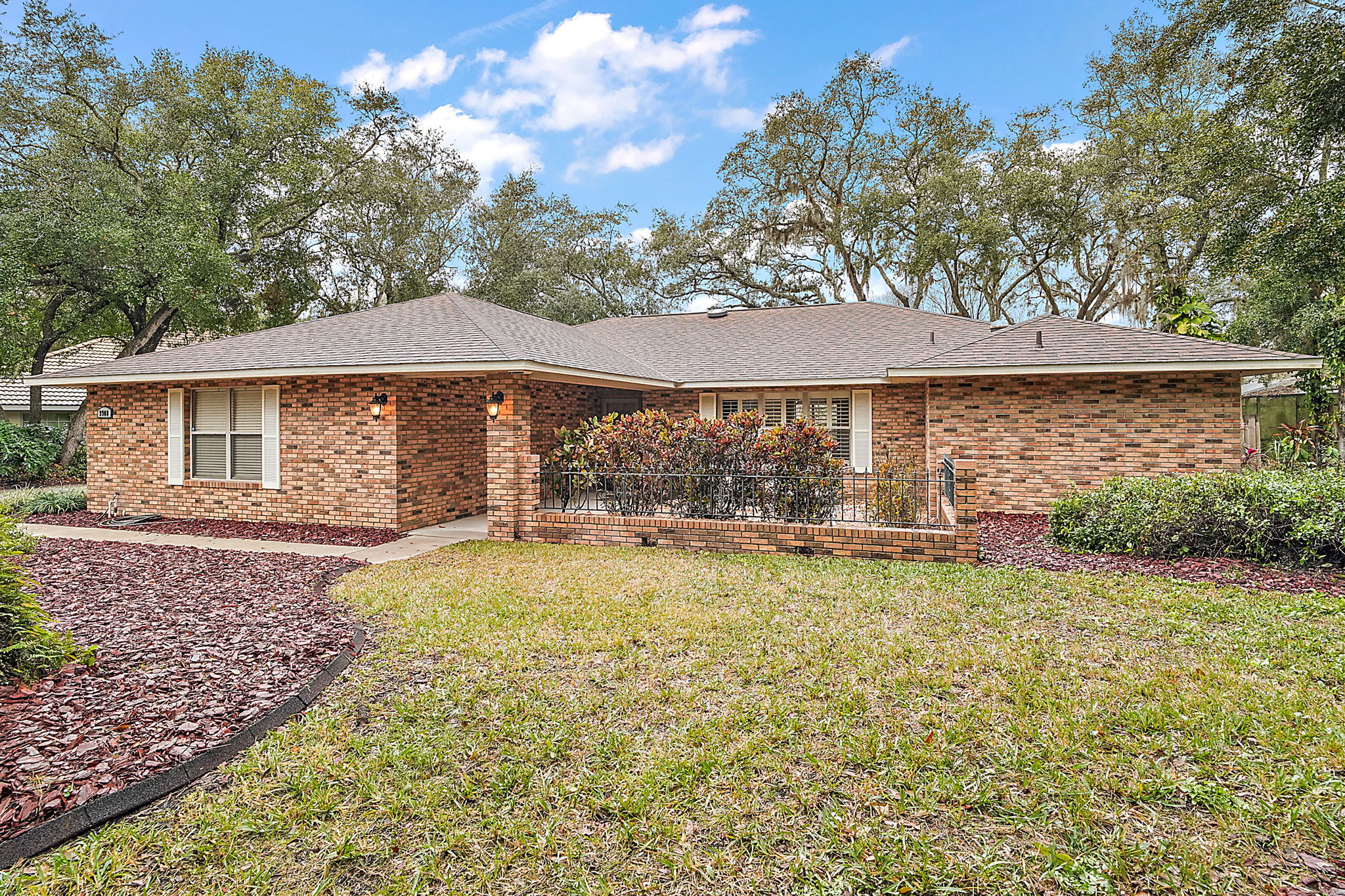 Exterior of 9908 Fairway Circle